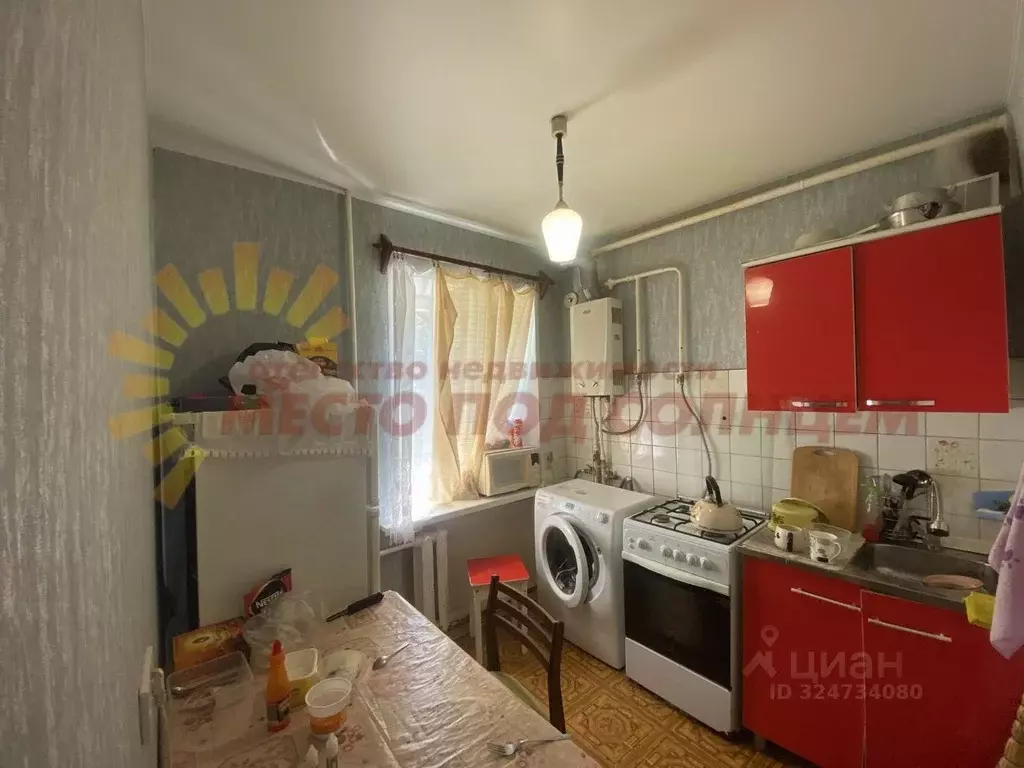 2-к кв. Краснодарский край, Ейск ул. Карла Либкнехта, 68 (42.6 м) - Фото 0