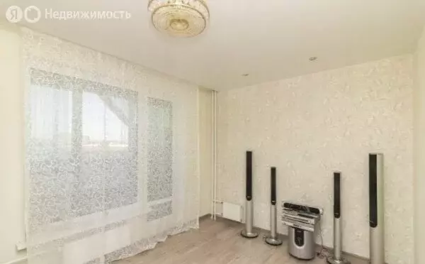 2-комнатная квартира: Тюмень, улица Федюнинского, 30 (62 м) - Фото 0