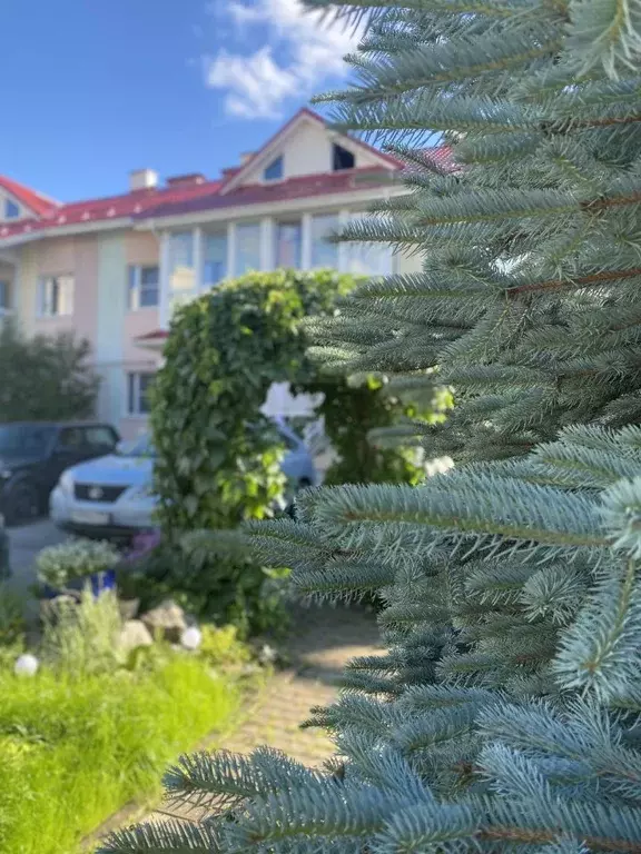 Таунхаус в Свердловская область, Екатеринбург бул. Петра Кожемяко, 8 ... - Фото 1