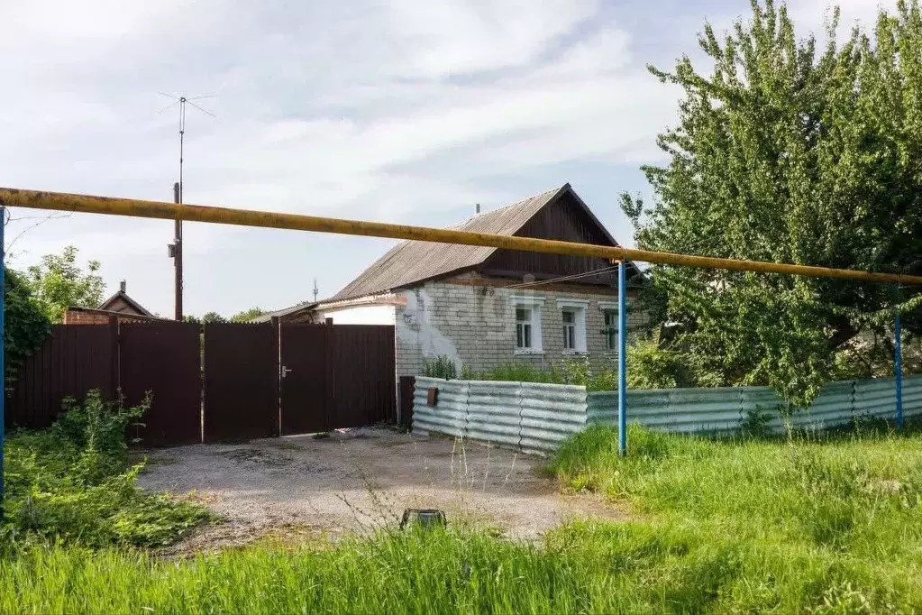 Дом в Белгородская область, Новооскольский муниципальный округ, с. ... - Фото 1