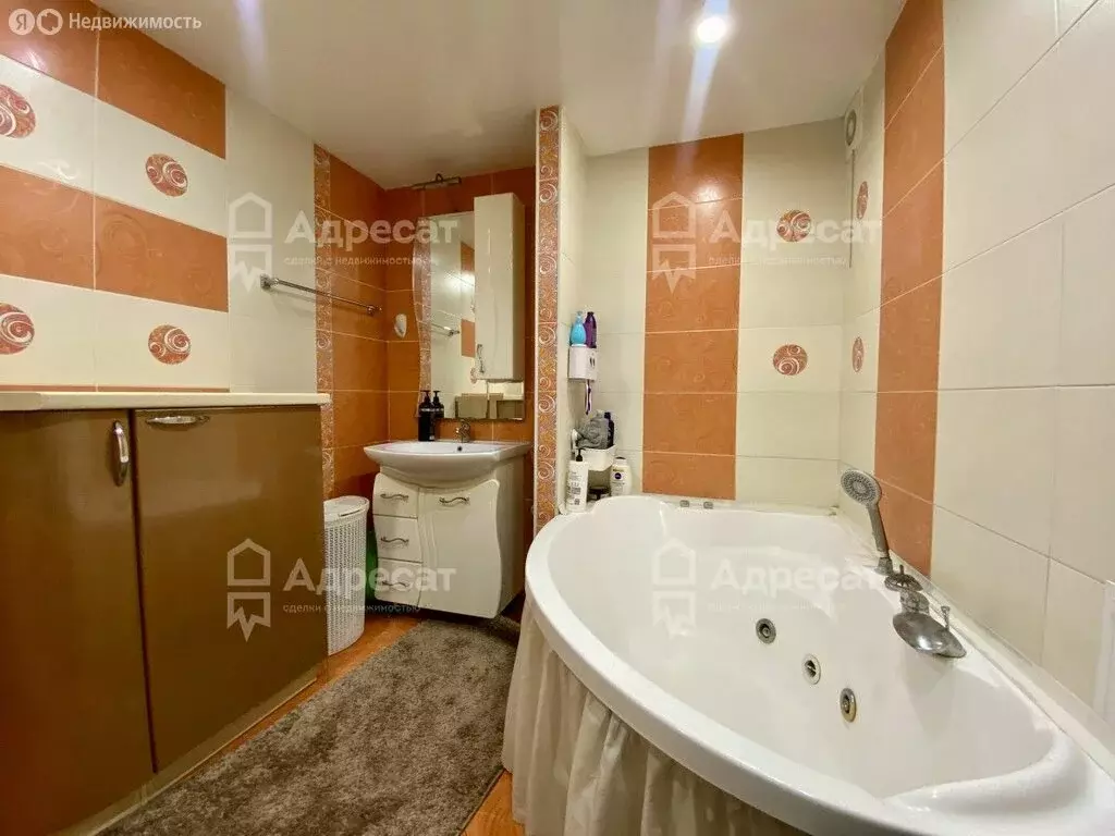 3-комнатная квартира: Волгоград, Грушевская улица, 9 (62.4 м) - Фото 1