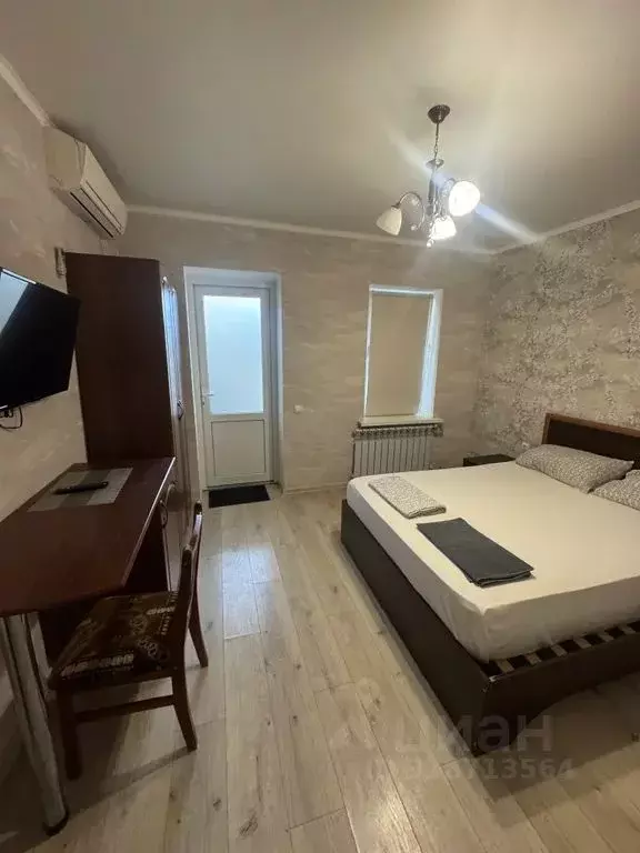Комната Краснодарский край, Геленджик ул. Шмидта, 67 - Фото 0