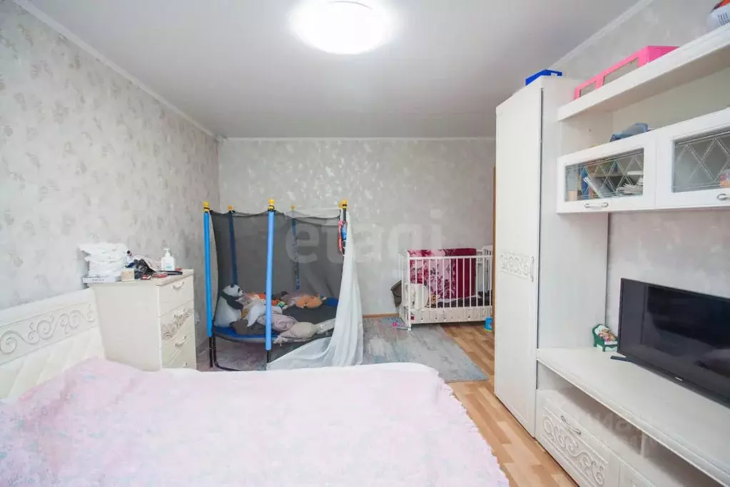 2-к кв. Сахалинская область, Южно-Сахалинск Байкальская ул., 28 (54.0 ... - Фото 1