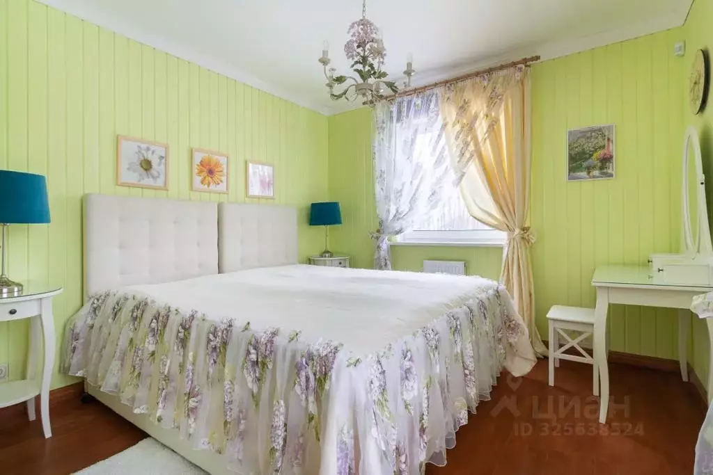 Дом в Ленинградская область, Лодейнопольский район, Доможировское ... - Фото 1