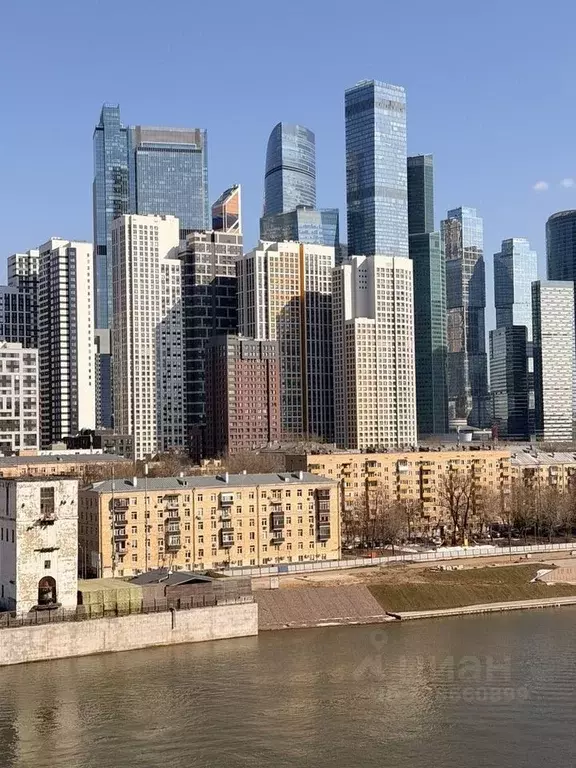 3-к кв. Москва Большая Филевская ул., 3к1 (93.4 м) - Фото 1