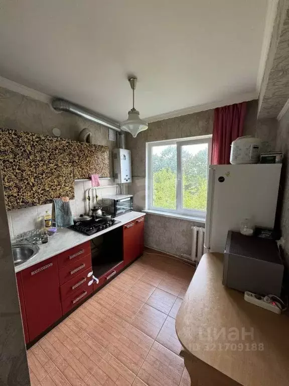 2-к кв. Адыгея, Майкоп Депутатская ул., 2 (49.6 м) - Фото 1