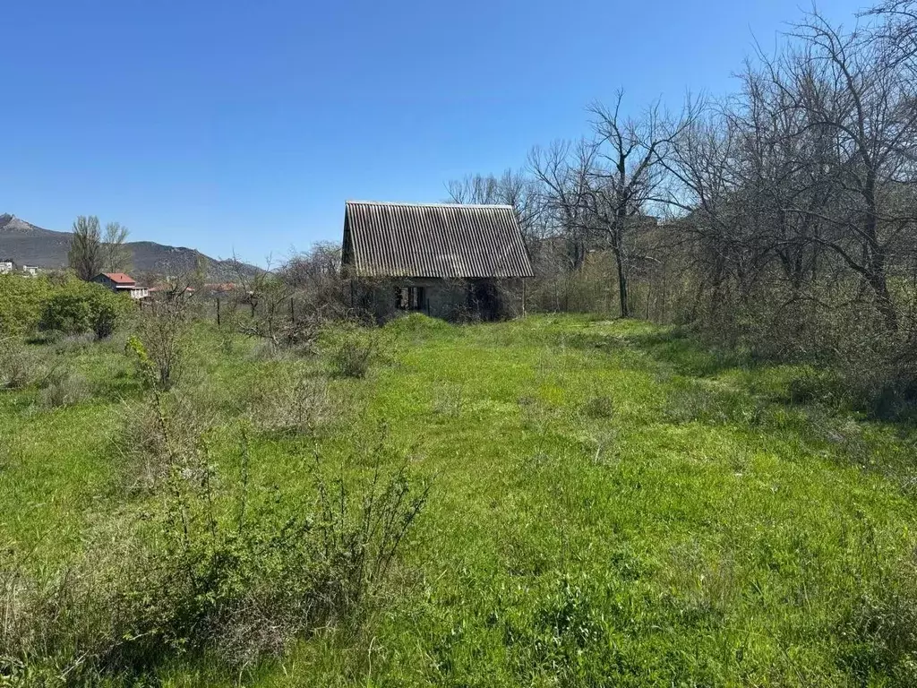 Участок в Крым, Феодосия муниципальный округ, Щебетовка пгт  (8.0 ... - Фото 1