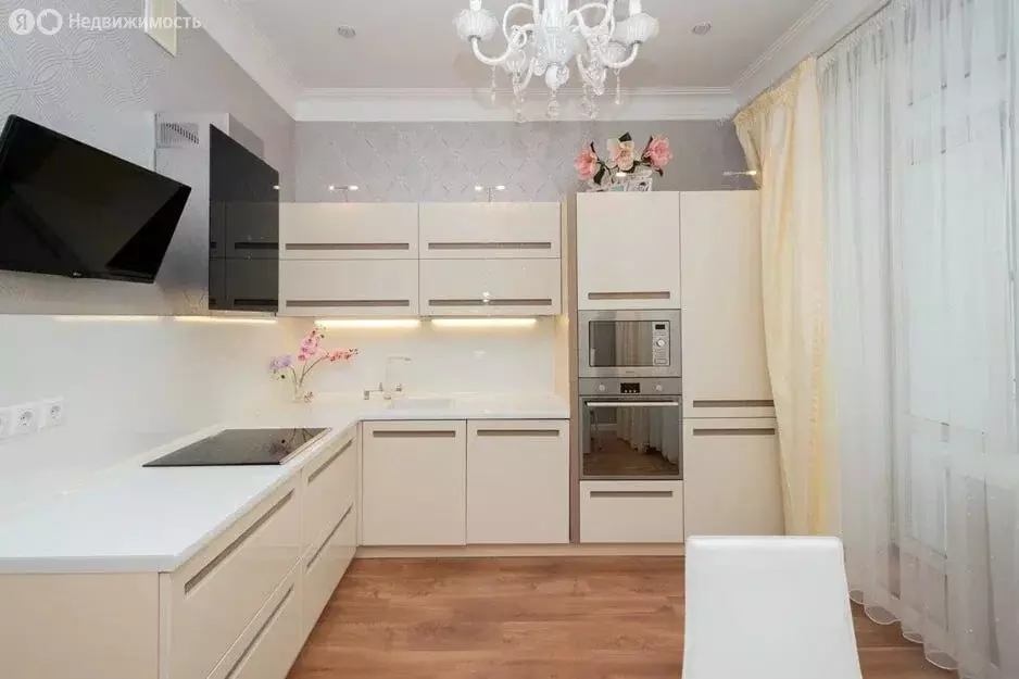 2-комнатная квартира: Иркутск, Дальневосточная улица, 108 (54.6 м) - Фото 1