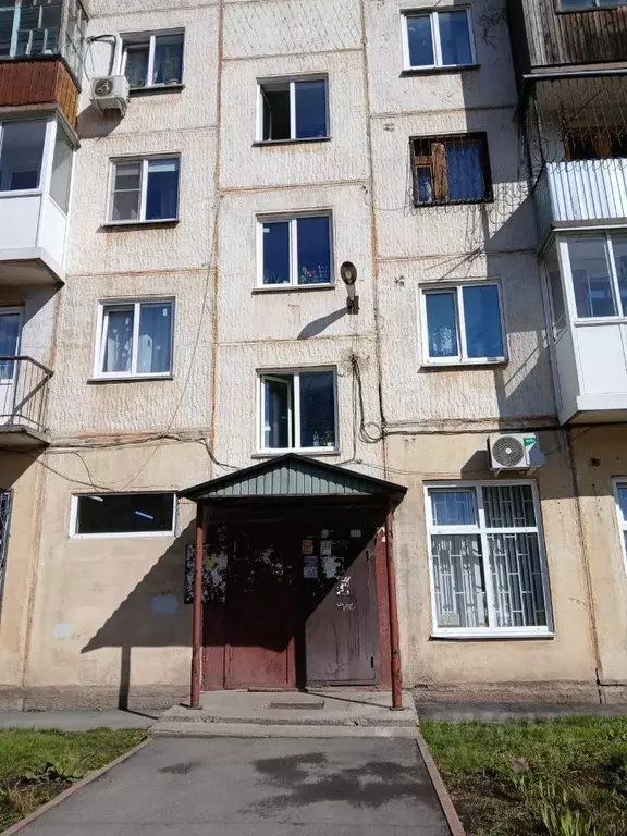 1-к кв. Кемеровская область, Кемерово просп. Ленина, 105 (30.3 м) - Фото 0