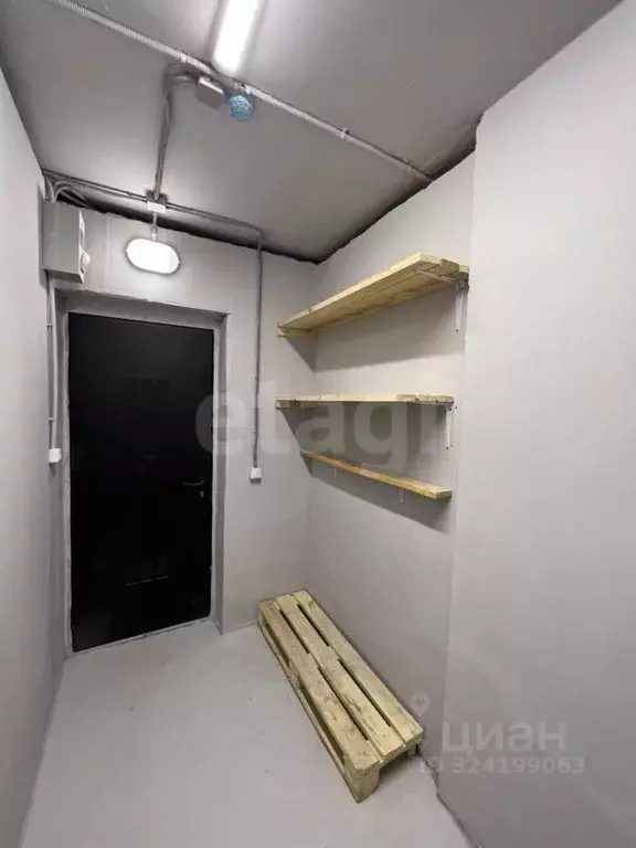 Склад в Тюменская область, Тюмень ул. Василия Подшибякина, 11 (6 м) - Фото 1