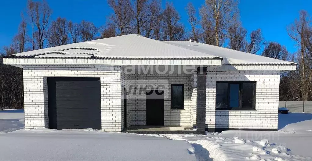 Коттедж в Алтайский край, Первомайский район, с. Фирсово ул. ... - Фото 1