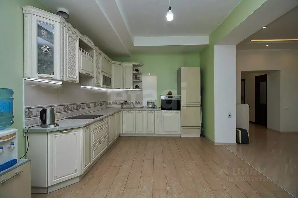 3-к кв. Тюменская область, Тюмень Водопроводная ул., 6к1 (133.4 м) - Фото 1