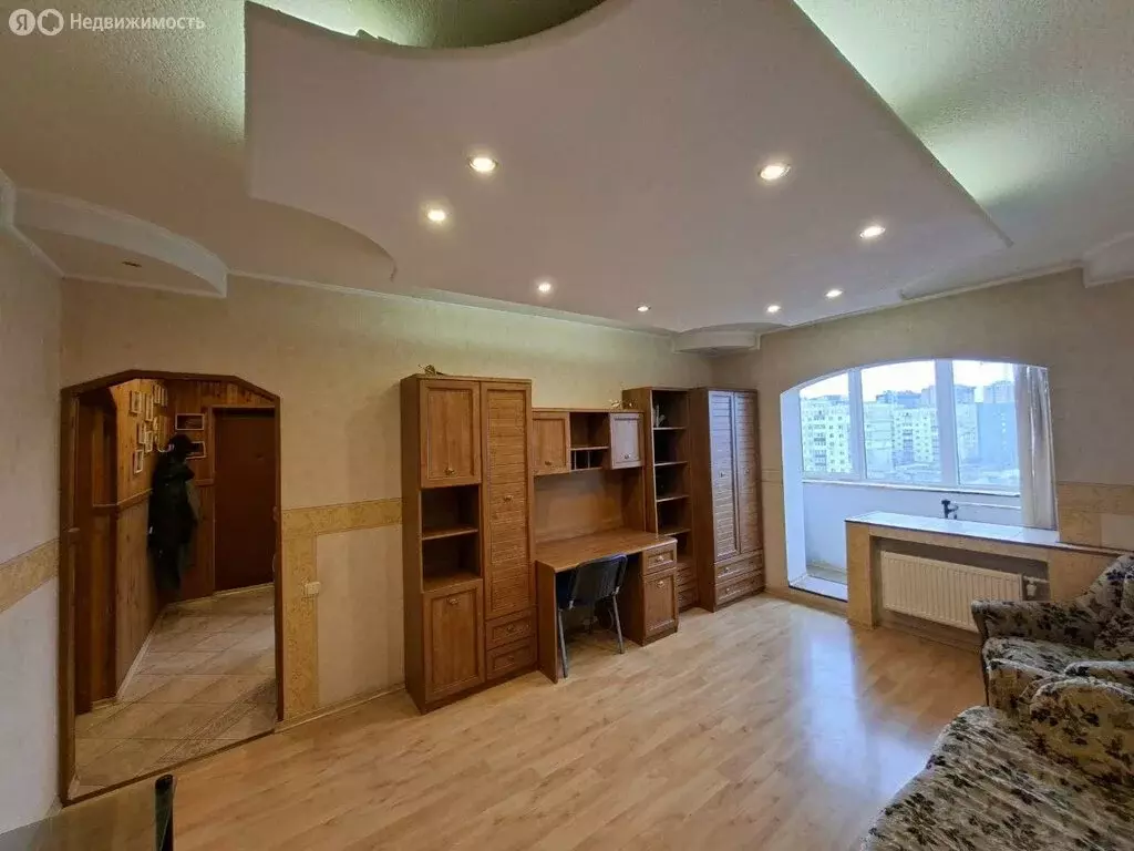 3-комнатная квартира: Калининград, улица Согласия, 21 (68.2 м) - Фото 1
