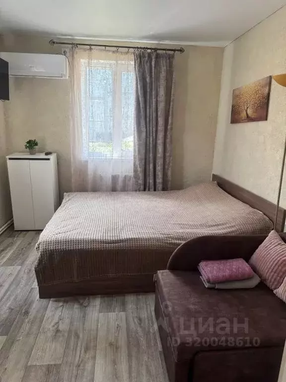 1-к кв. Крым, Симферополь ул. Локомотивная, 45 (30.0 м) - Фото 0