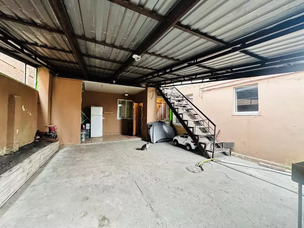 Дом в Ростовская область, Ростов-на-Дону 3-я ул., 32 (240 м) - Фото 2