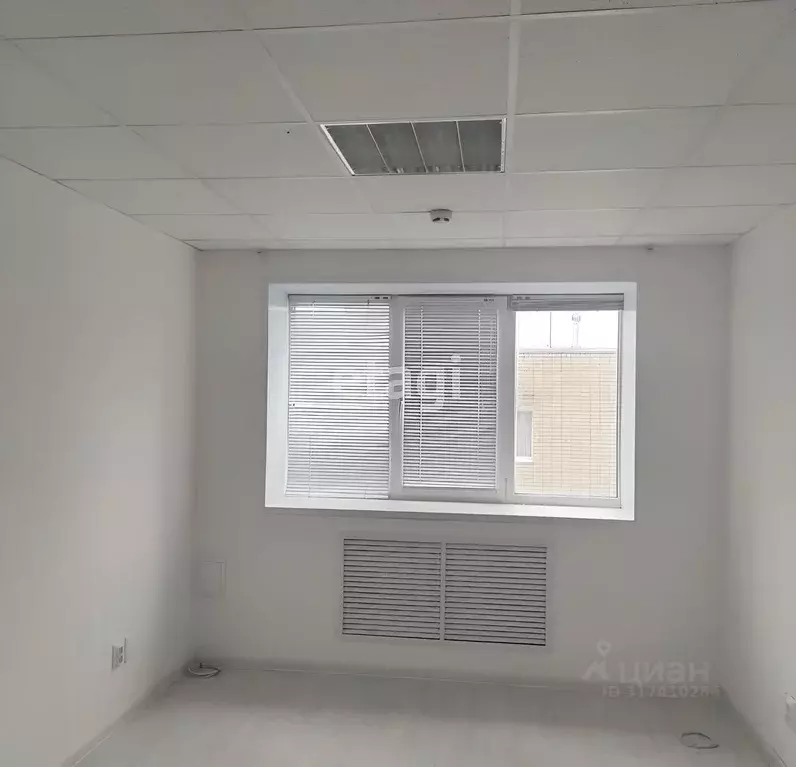 Офис в Белгородская область, Белгород ул. Николая Чумичова, 38 (18 м) - Фото 1