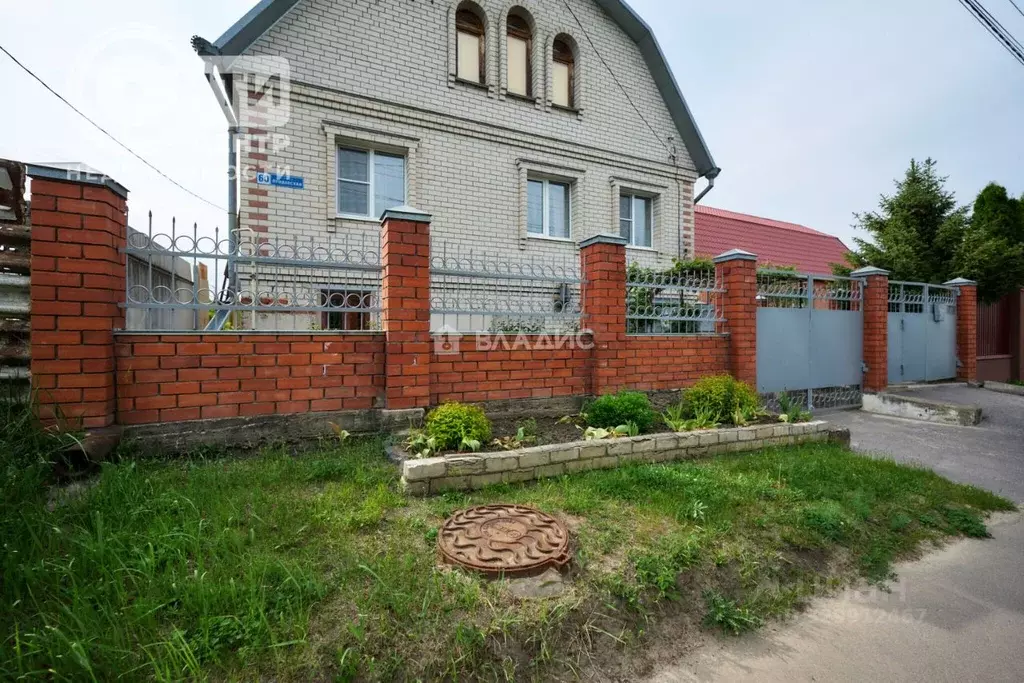 Дом в Воронежская область, Воронеж ул. Придонская, 60 (208 м) - Фото 1
