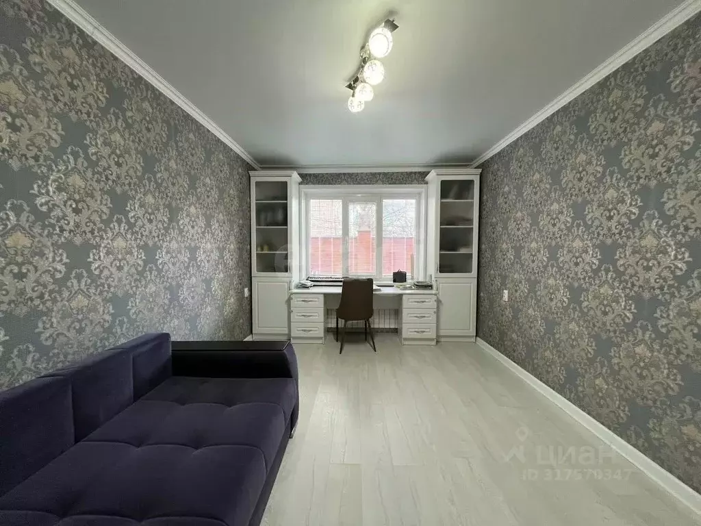 Дом в Калмыкия, Элиста ул. 8 Марта (305 м) - Фото 0