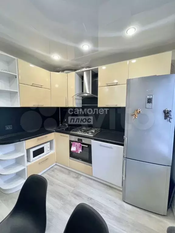 2-к. квартира, 55 м, 9/9 эт. - Фото 0