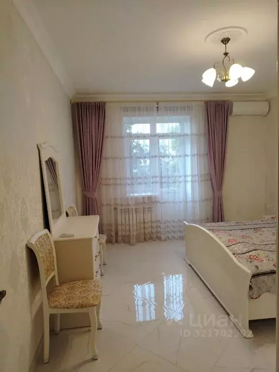 3-к кв. Крым, Керчь ул. Кирова, 25 (80.0 м) - Фото 0