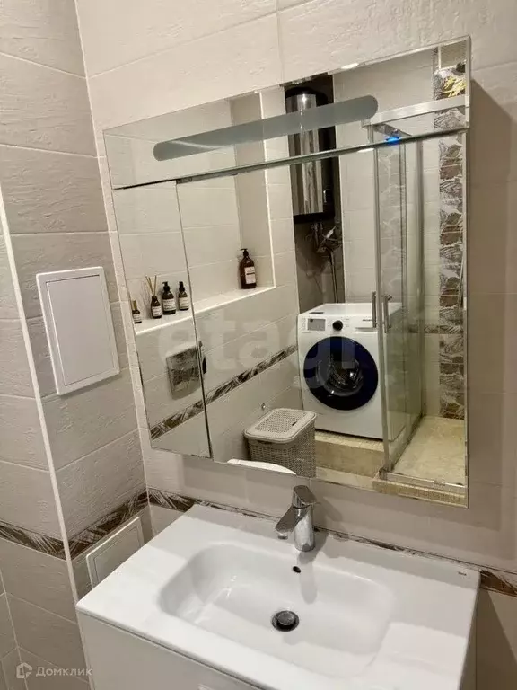 Продаётся 1-к квартира, 64.6 м - Фото 0
