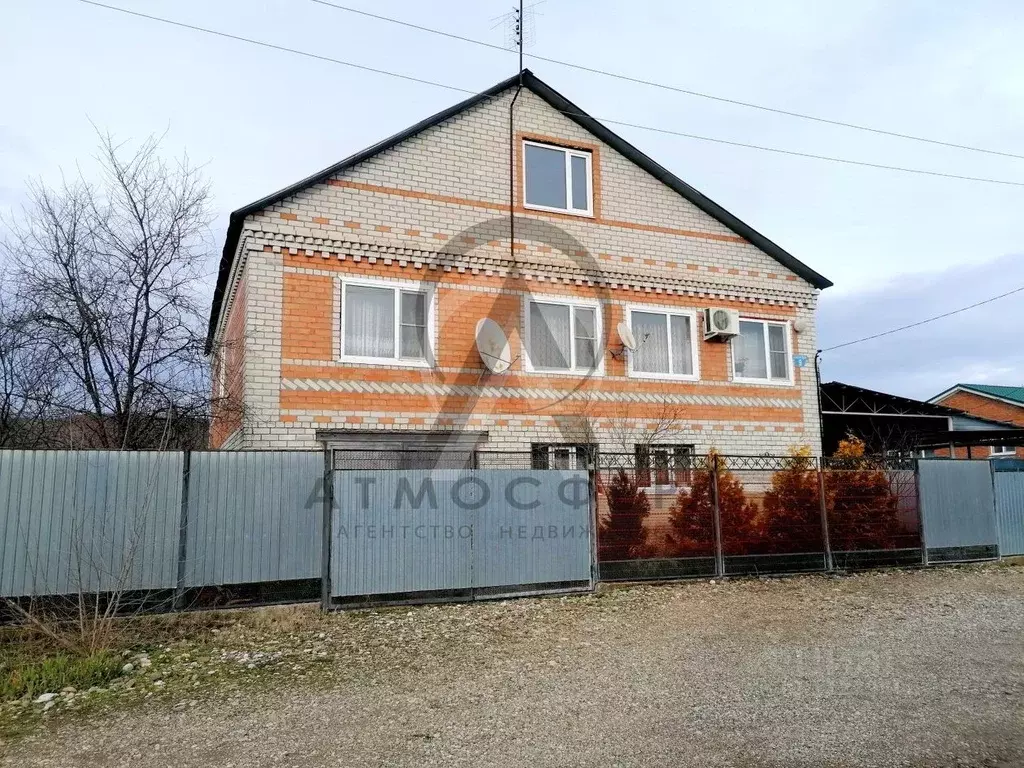 Дом в Краснодарский край, Апшеронск Ясеневый пер. (275 м) - Фото 0