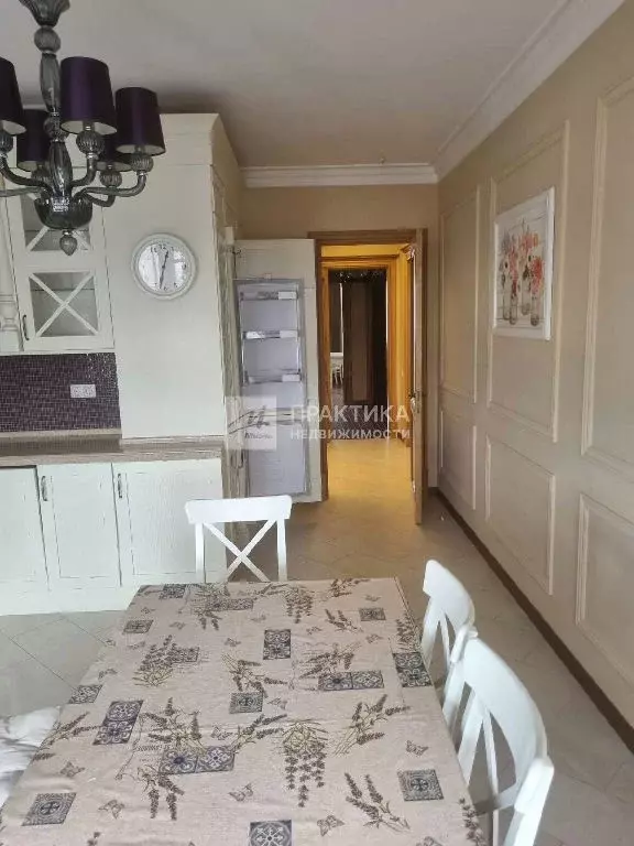 Продается 4-комнатная квартира - Фото 1