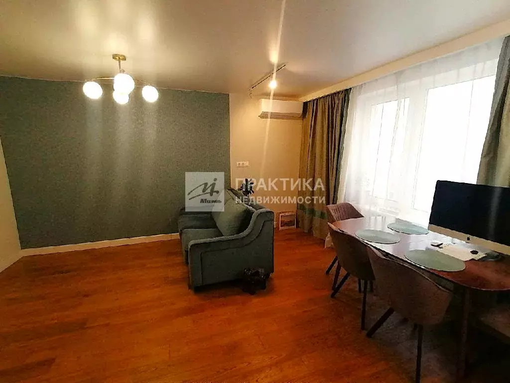 Продается 3-комнатная квартира - Фото 1