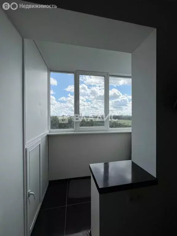 2-комнатная квартира: Белгород, улица Есенина, 50Б (53.6 м) - Фото 0