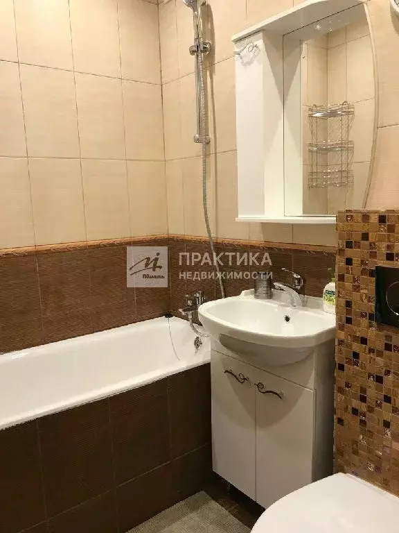 Продается 1-комнатная квартира - Фото 0