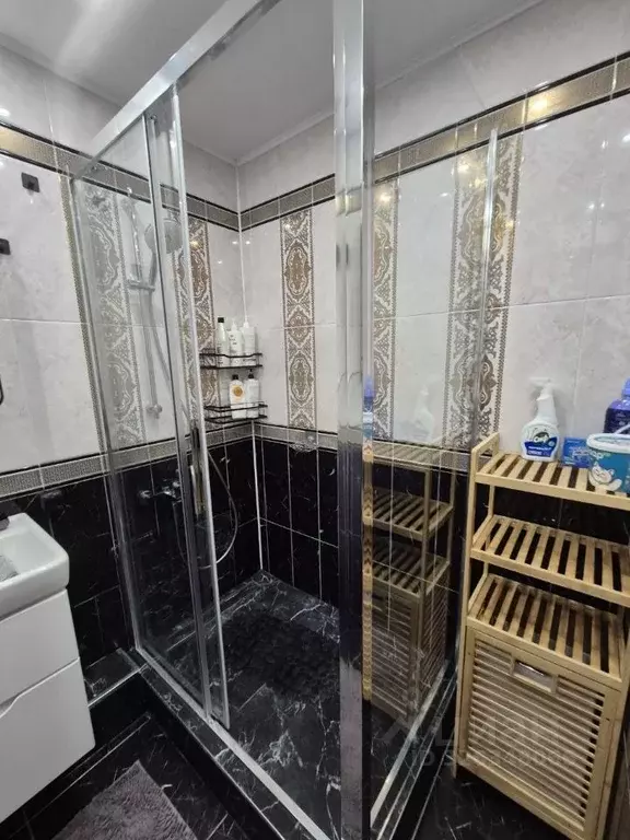 2-к кв. Московская область, Красногорск Опалиха мкр, ул. Дежнева, 11 ... - Фото 1