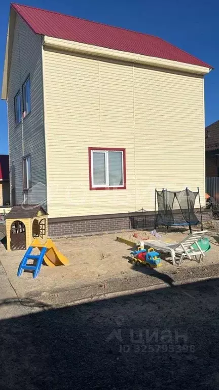 Дом в Тюменская область, Тюмень Велижанский мкр, ул. Буровиков (101 м) - Фото 1