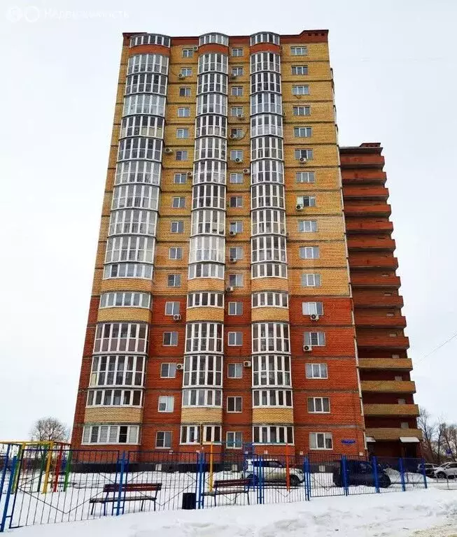 Квартира-студия: Омск, Пригородная улица, 27к2 (29 м) - Фото 1