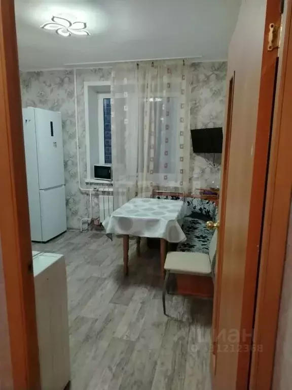 2-к кв. Тюменская область, Тюмень ул. Арктическая, 7 (50.0 м) - Фото 1