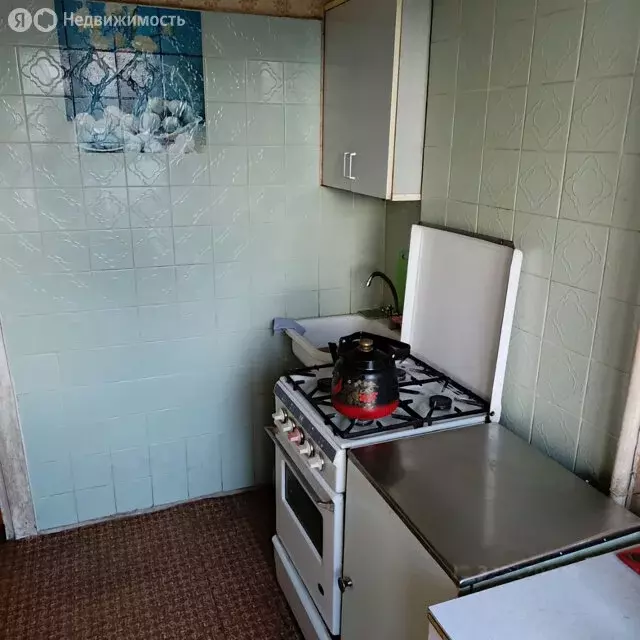 3-комнатная квартира: Энгельс, улица Ломоносова, 21 (69 м) - Фото 2