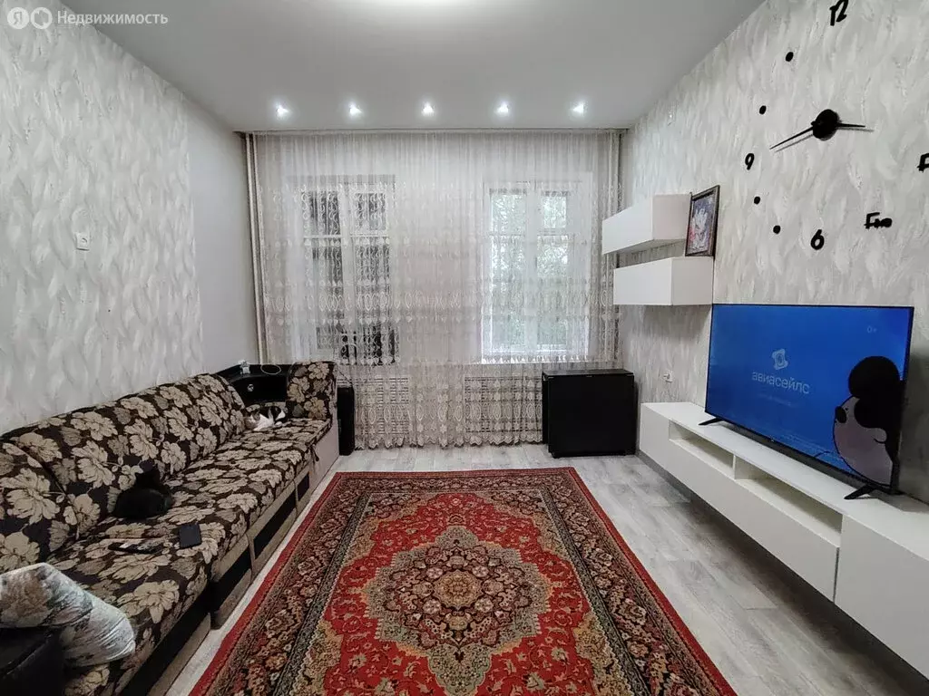 3-комнатная квартира: Орск, 1-й Домбаровский переулок, 37 (74.8 м) - Фото 2