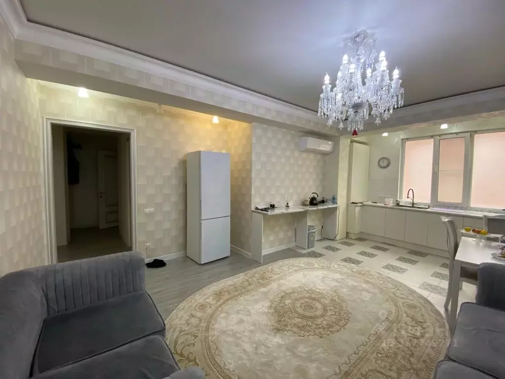 2-к кв. Дагестан, Махачкала ул. Зои Космодемьянской (88.0 м) - Фото 0