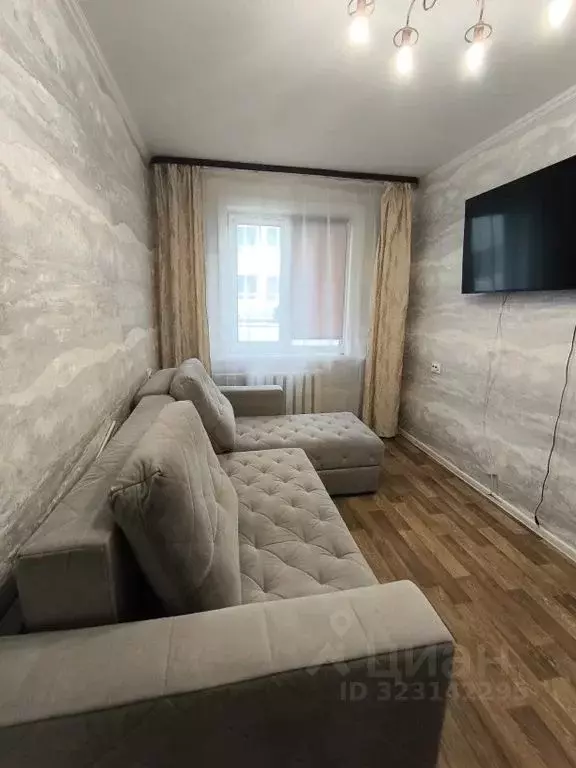 2-к кв. Сахалинская область, Южно-Сахалинск ул. Чехова, 66 (44.0 м) - Фото 1