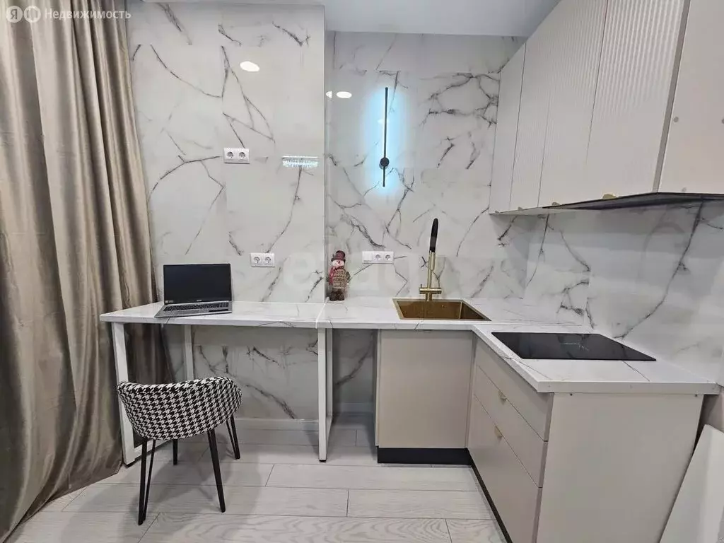 2-комнатная квартира: Краснодар, улица Западный Обход, 39/2к5 (60 м) - Фото 1