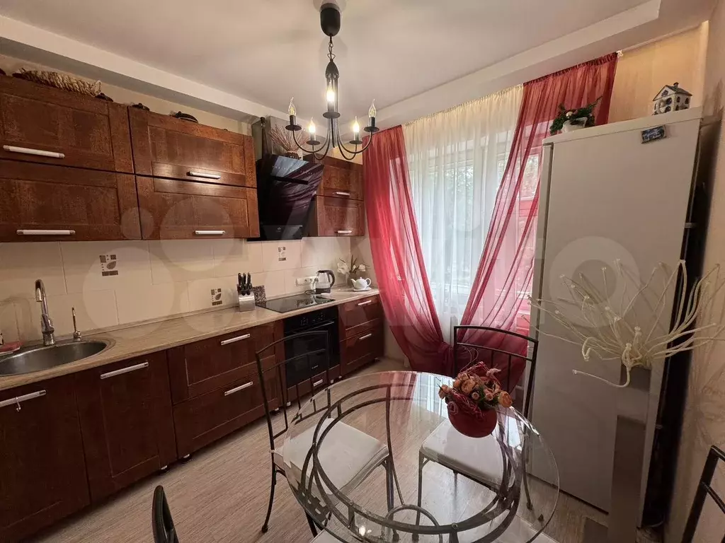 3-к. квартира, 63 м, 2/9 эт. - Фото 0