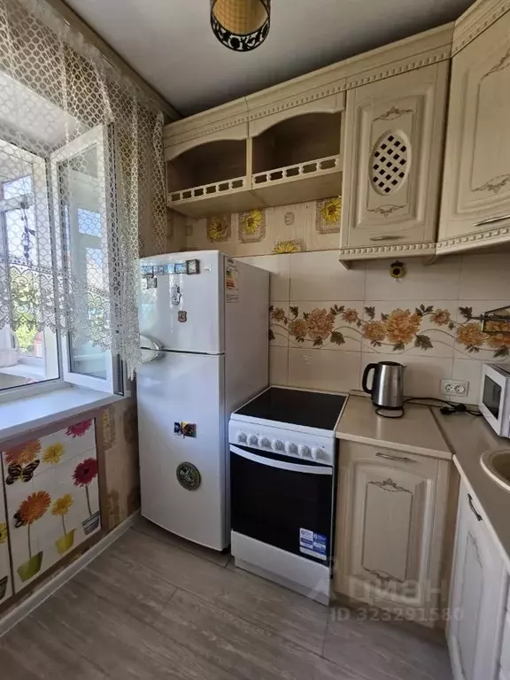 2-к кв. Приморский край, Владивосток ул. Адмирала Завойко, 6 (50.0 м) - Фото 2