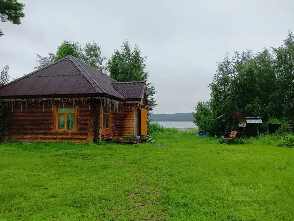 Дом в Свердловская область, Асбест пос. Староокунево, 7 (110 м) - Фото 0