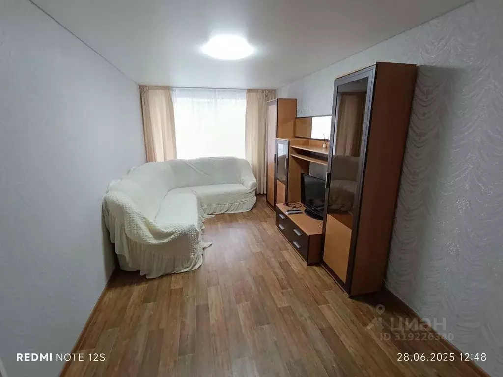 3-к кв. Белгородская область, Губкин Октябрьская ул., 22 (55.0 м) - Фото 1