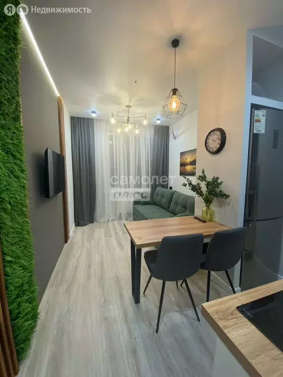 1-комнатная квартира: посёлок городского типа Новоивановское, Западная ... - Фото 1