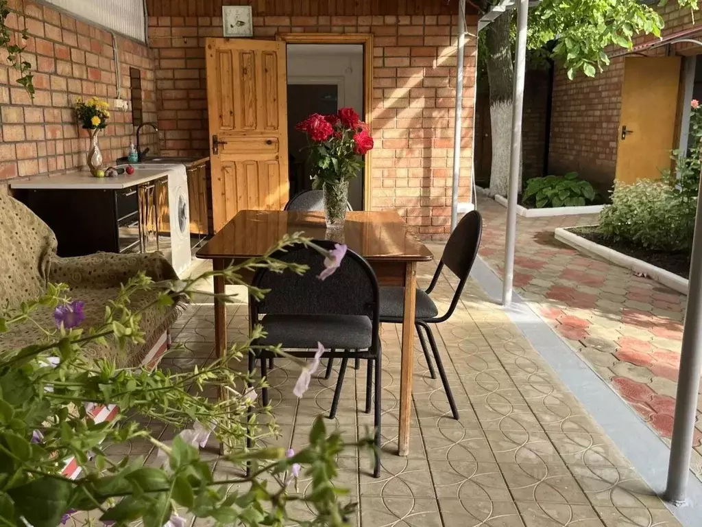 Дом в Краснодарский край, Ейск ул. Седина (72 м) - Фото 2
