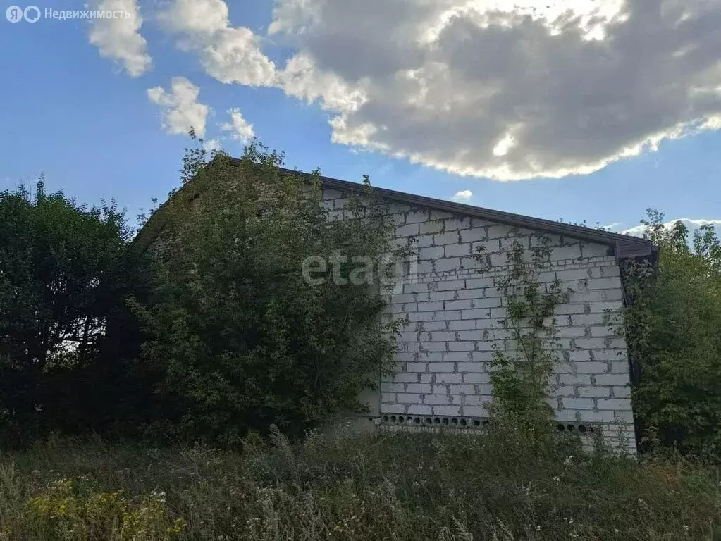 Дом в Семилукский район, рабочий посёлок Латная, улица Комарова, 24 ... - Фото 1