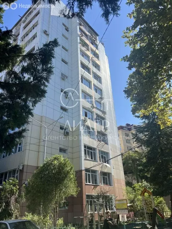 3-комнатная квартира: Сочи, микрорайон Гагарина, улица Чайковского, 13 ... - Фото 1