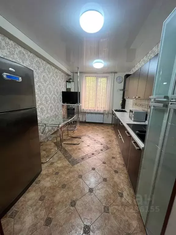 2-к кв. Краснодарский край, Туапсе ул. Карла Маркса, 25 (61.0 м) - Фото 0