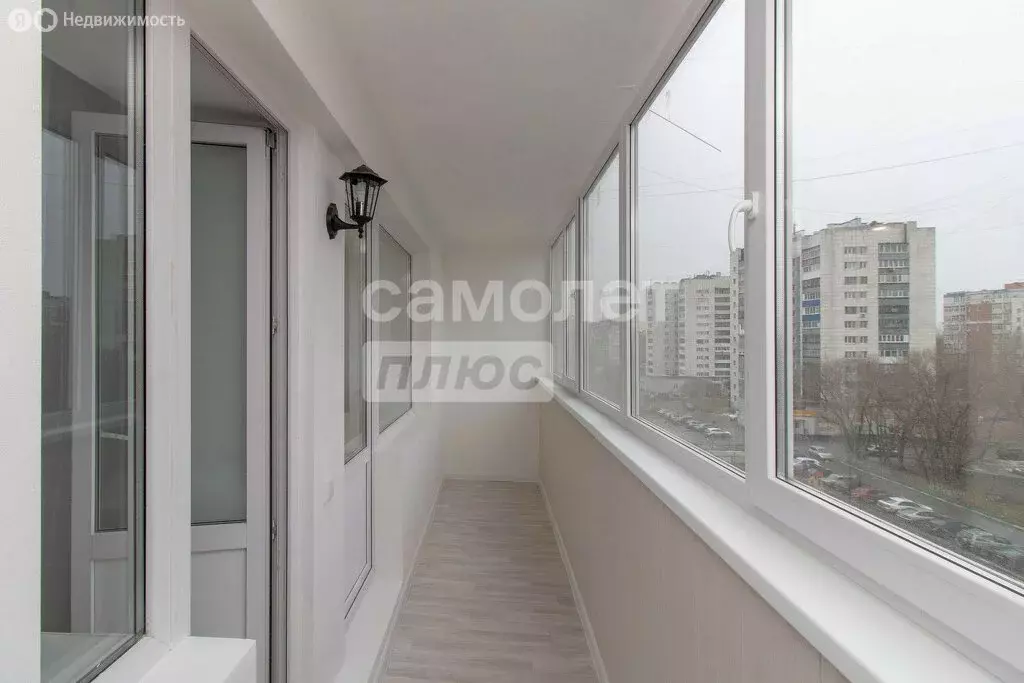 2-комнатная квартира: Тюмень, улица Дружбы, 163 (47.8 м) - Фото 1