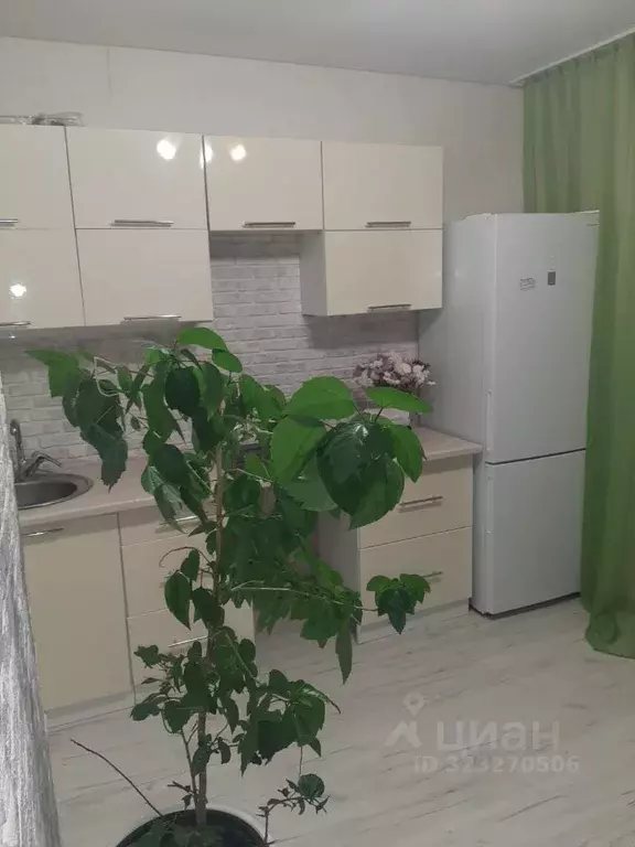 1-к кв. Курская область, Курск просп. Вячеслава Клыкова, 38 (37.0 м) - Фото 2